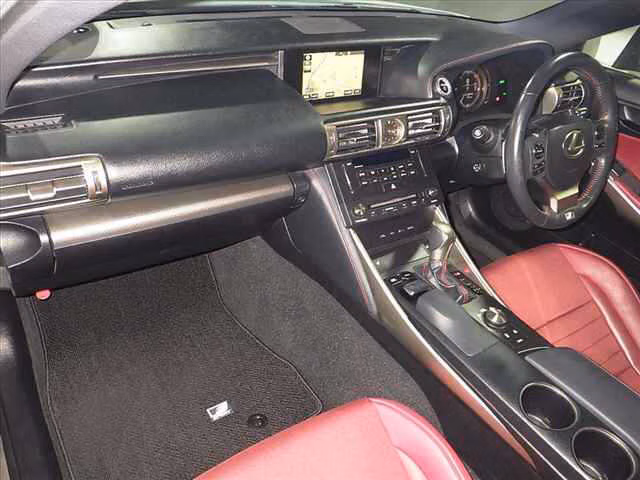 LEXUS IS300H