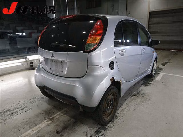 MITSUBISHI I