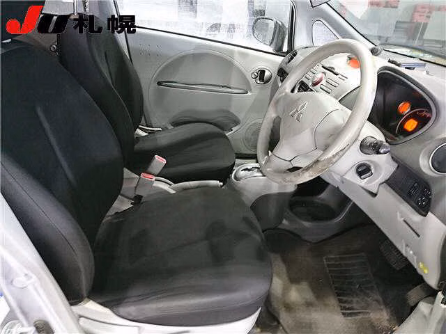 MITSUBISHI I