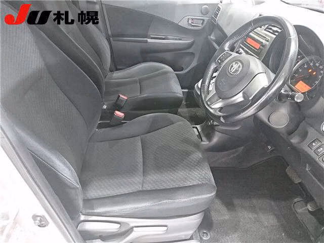 TOYOTA RACTIS