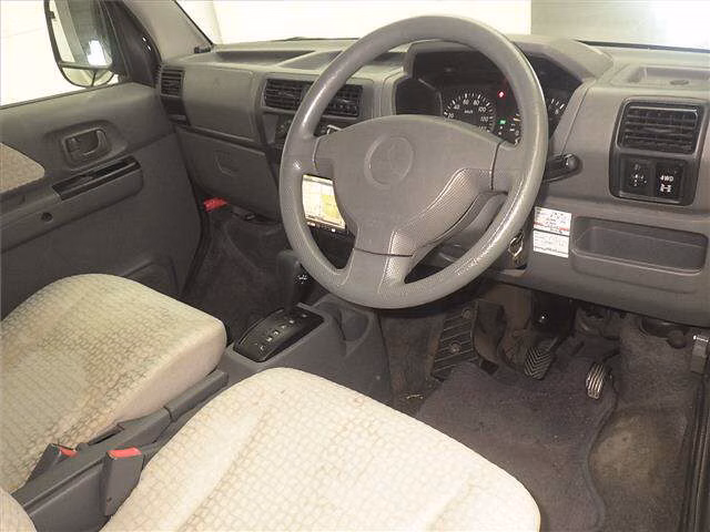 MITSUBISHI TOWN BOX