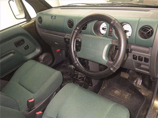 DAIHATSU NAKED