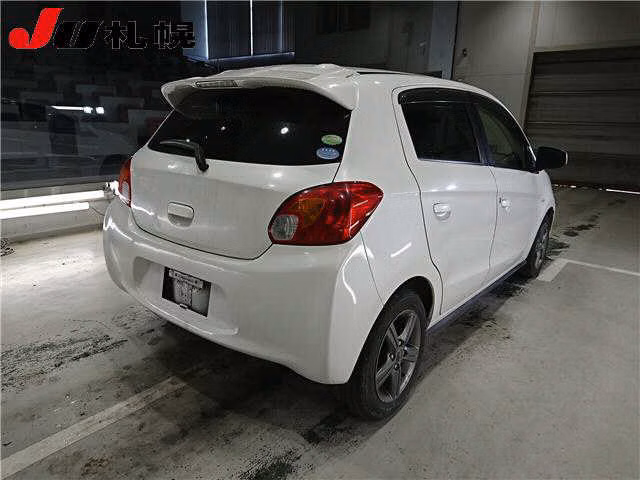 MITSUBISHI MIRAGE