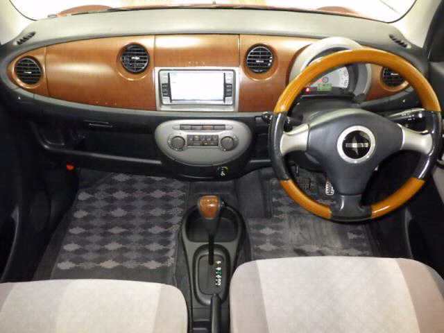 DAIHATSU MIRA GINO