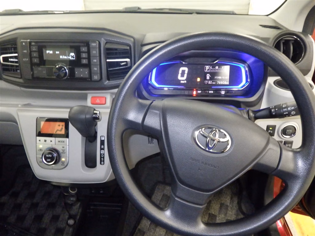 TOYOTA PIXIS EPOCH