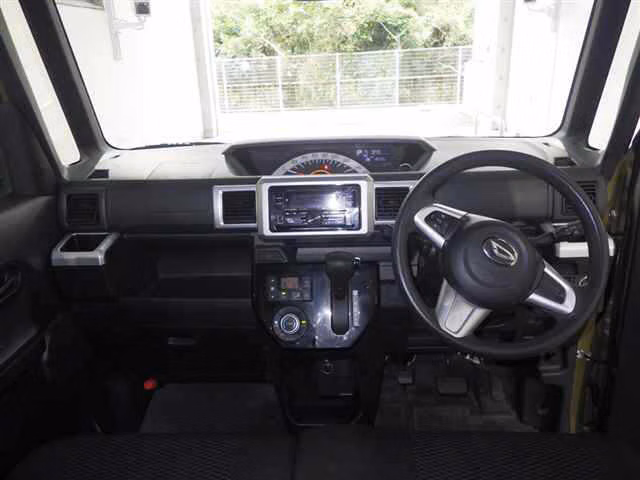DAIHATSU WAKE