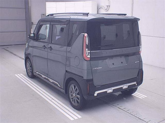 MITSUBISHI DELICA MINI