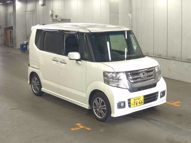 HONDA N-BOX