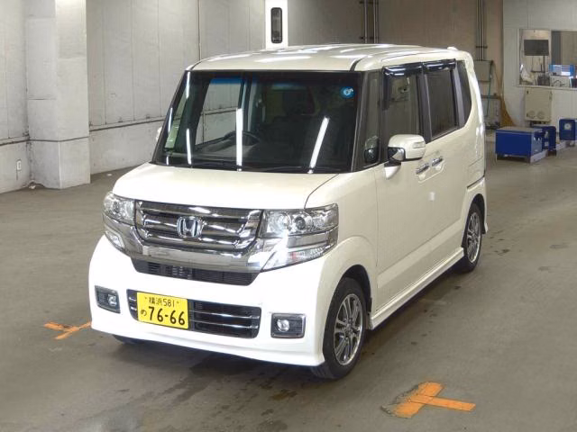 HONDA N-BOX