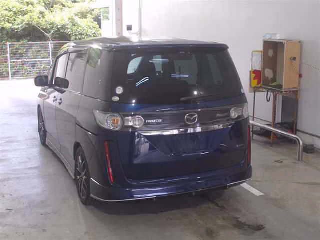 MAZDA BIANTE