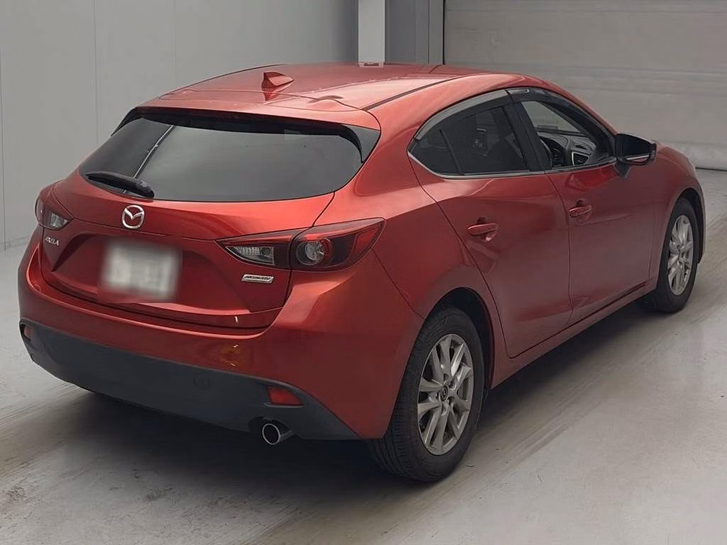 MAZDA AXELA