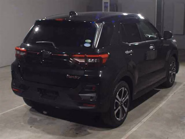 DAIHATSU ROCKY