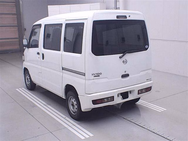 NISSAN NV100 CLIPPER