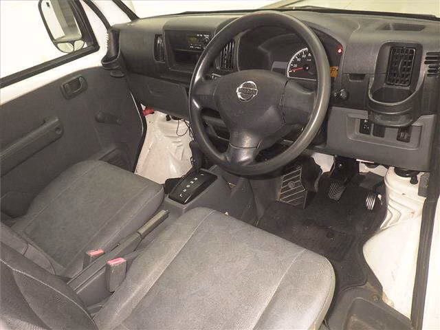 NISSAN NV100 CLIPPER