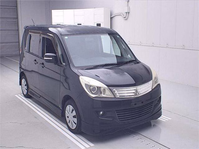MITSUBISHI DELICA D:2