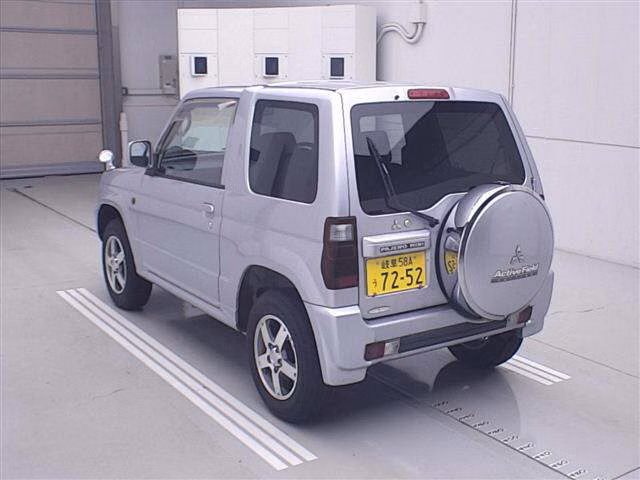 MITSUBISHI PAJERO MINI