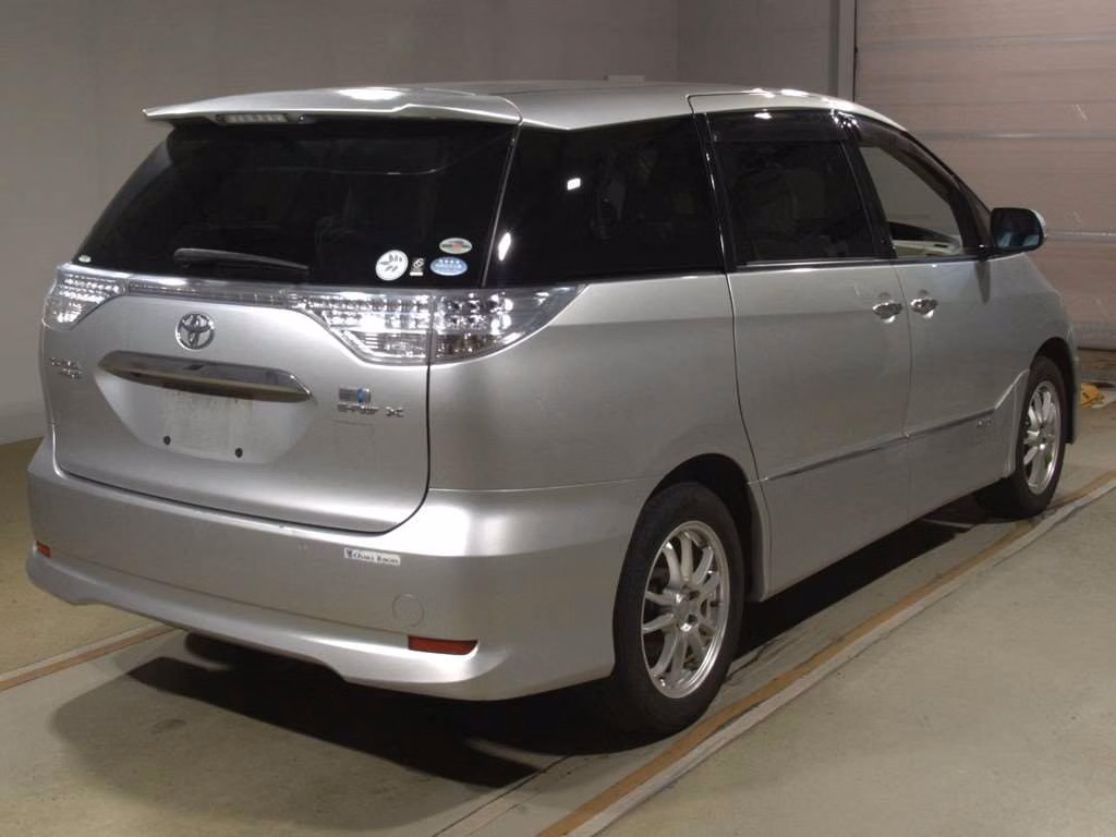 TOYOTA ESTIMA