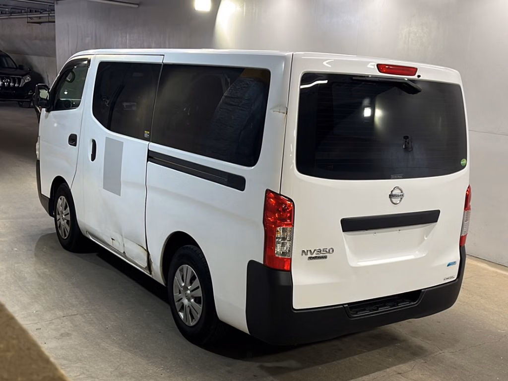 NISSAN NV350 CARAVAN