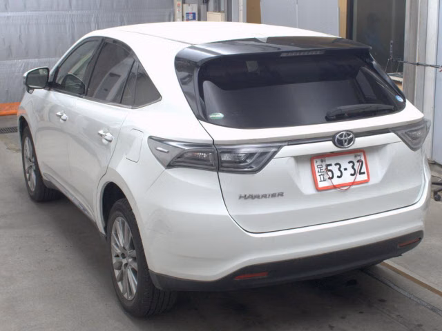 TOYOTA HARRIER