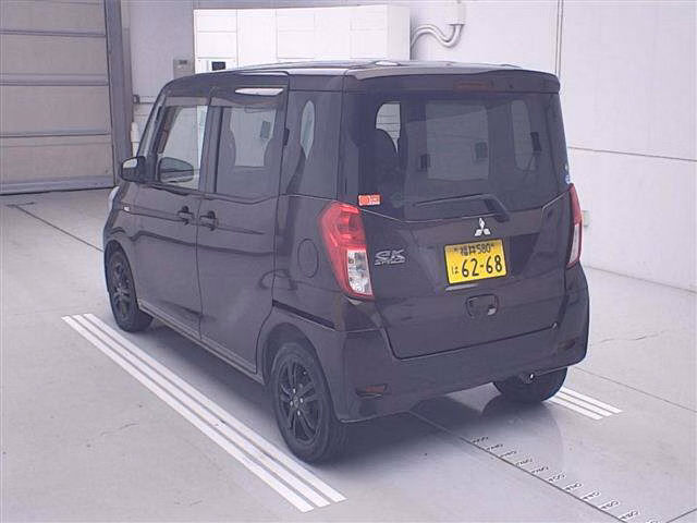 MITSUBISHI EK SPACE