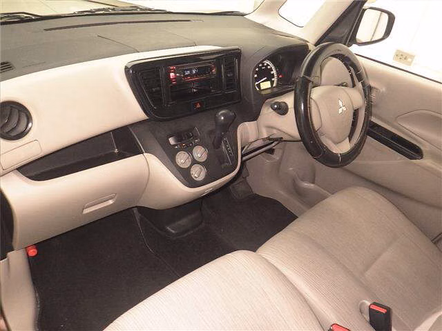 MITSUBISHI EK SPACE