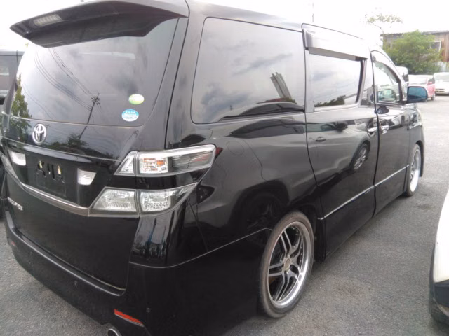 TOYOTA VELLFIRE