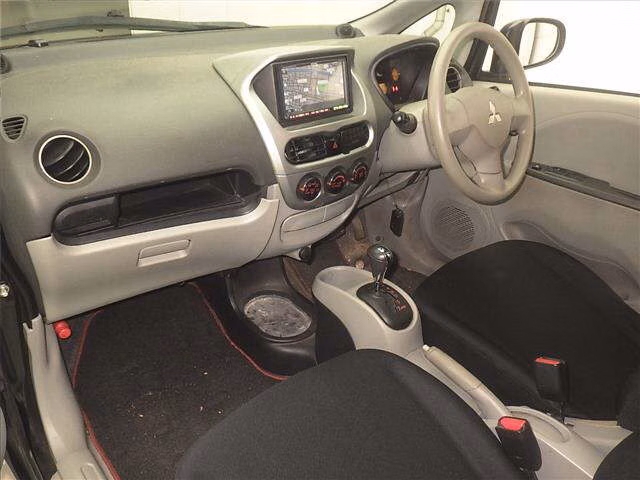 MITSUBISHI I