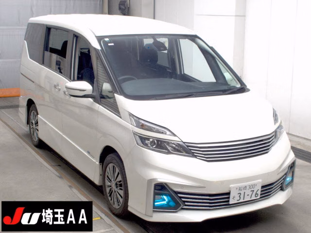 NISSAN SERENA