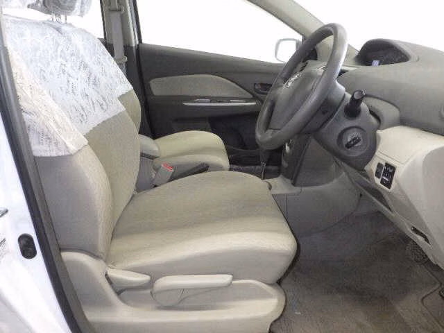 TOYOTA BELTA