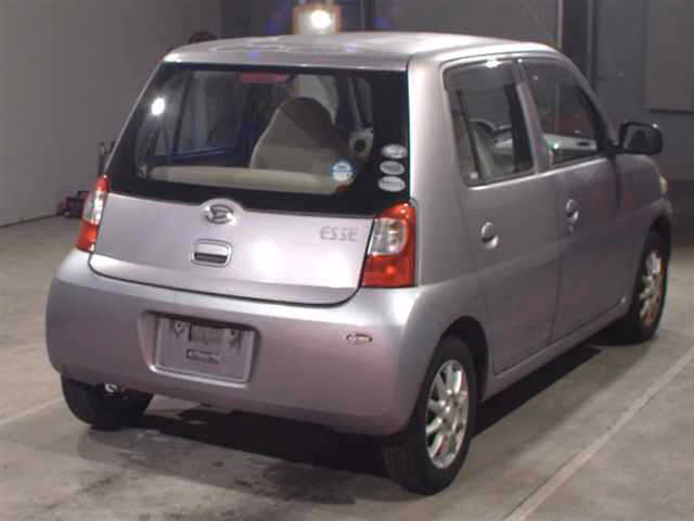 DAIHATSU ESSE