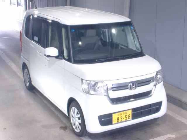 HONDA N-BOX