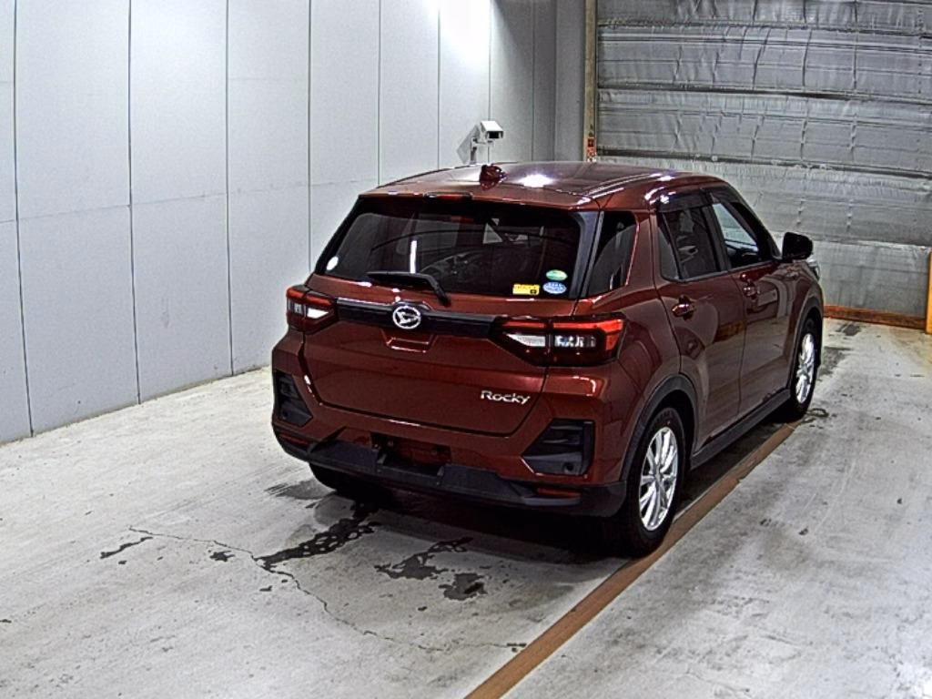 DAIHATSU ROCKY