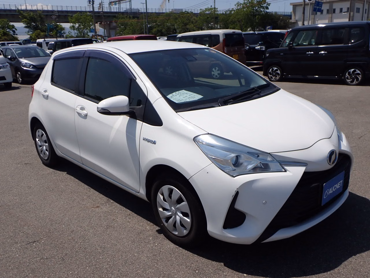 TOYOTA VITZ