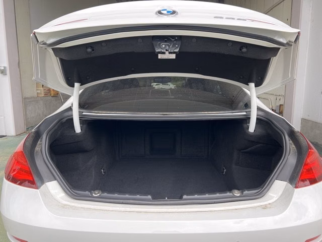 BMW 6-SERIES