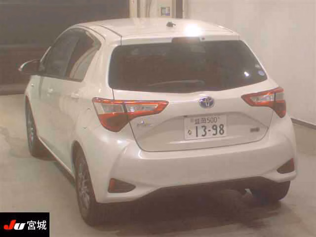 TOYOTA VITZ