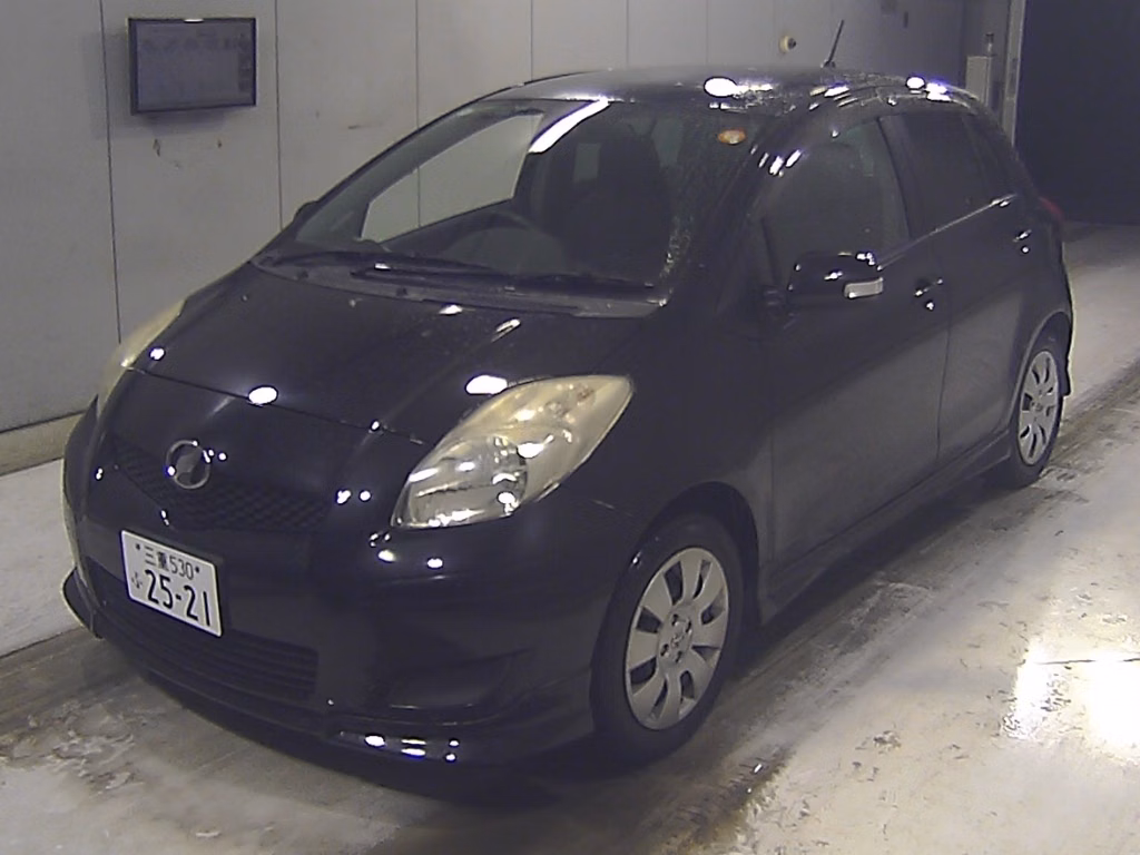 TOYOTA VITZ
