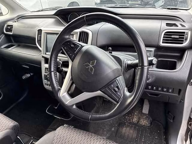 MITSUBISHI DELICA D:2