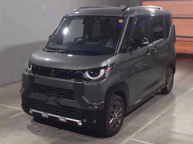 MITSUBISHI DELICA MINI