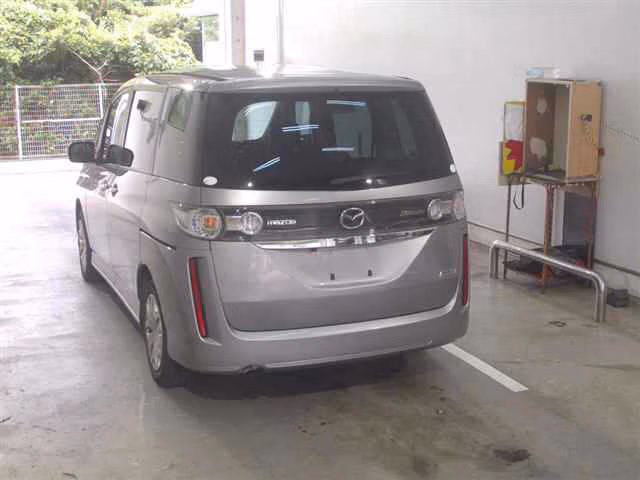 MAZDA BIANTE