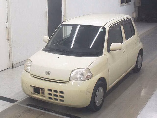 DAIHATSU ESSE