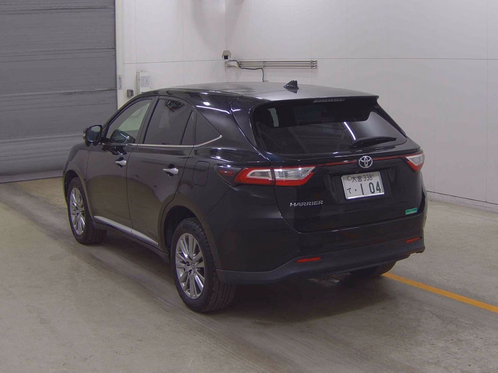 TOYOTA HARRIER