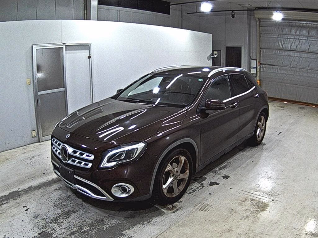 MERCEDES-BENZ GLA-CLASS