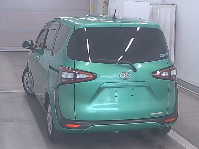 TOYOTA SIENTA