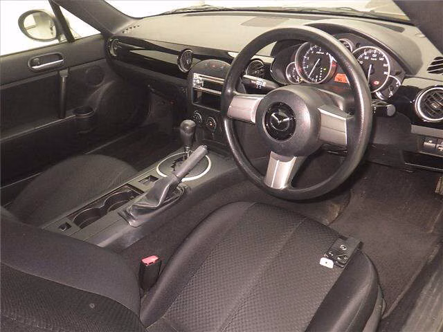 MAZDA ROADSTER