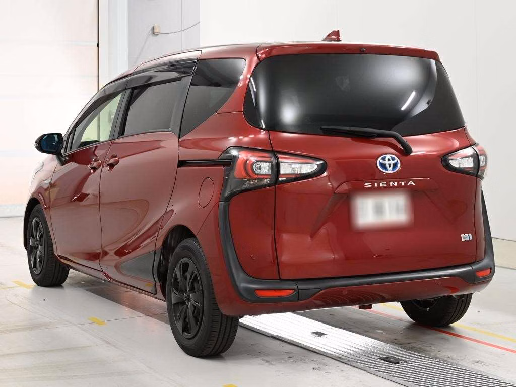 TOYOTA SIENTA