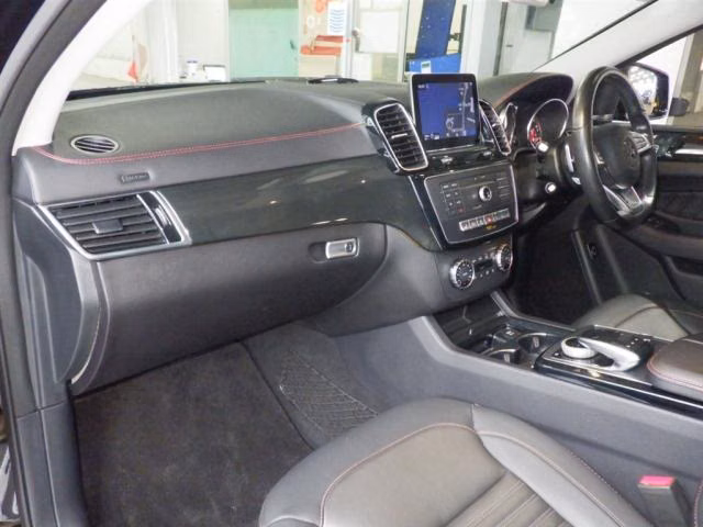 MERCEDES-BENZ M-CLASS