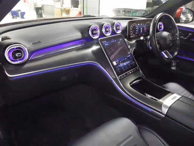 MERCEDES-BENZ C-CLASS