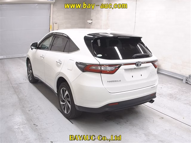 TOYOTA HARRIER