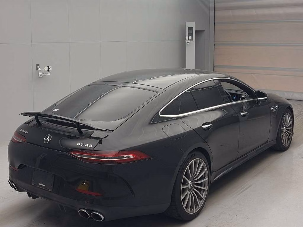 MERCEDES-BENZ AMG GT
