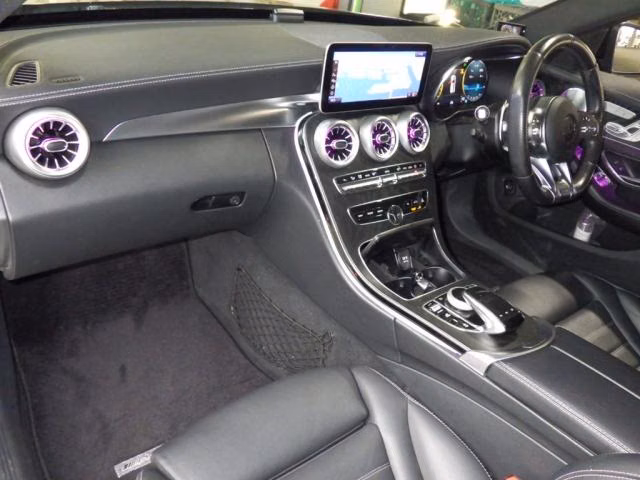MERCEDES-BENZ C-CLASS